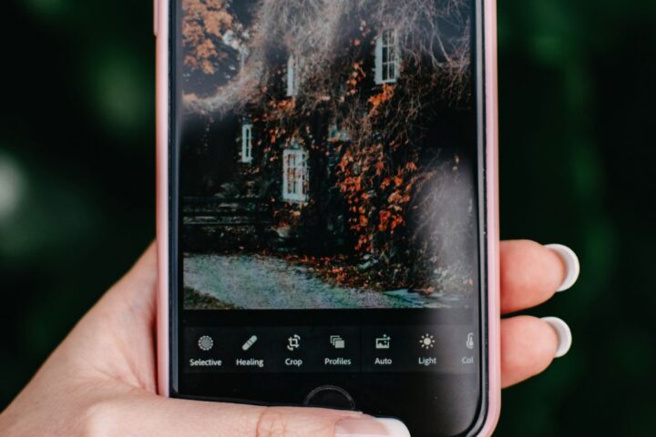 Motorola Edge 80 : premiumowy design i zrównoważona specyfikacja techniczna